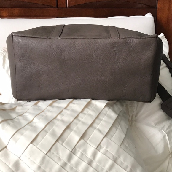 Madewell • The Tall Glasgow Satchel - Picture 5 of 8